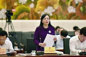 'Bệnh viện tự chủ nhưng cái gì cũng phải xin ý kiến'