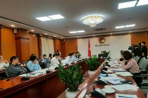 Họp khẩn đánh giá tác động của dịch COVID-19 đến kinh tế VN