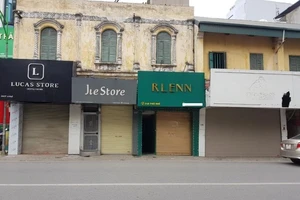 Nhiều hàng quán ở Hà Nội ế ẩm, đóng cửa vì dịch COVID-19