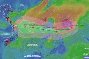 Siêu bão Goni mạnh cấp 17 đang ở gần Biển Đông