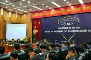 Lật tẩy chiêu trò buôn lậu trên các cung đường