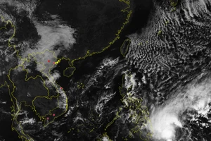 Dự báo khi đi vào Biển Đông, bão Dujuan ở khoảng cấp 7-8. Ảnh: KTTVQG