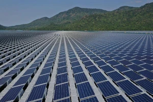 Bộ Công Thương: 'Cắt giảm điện tái tạo là tình huống bắt buộc'