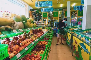 Đưa hàng thiết yếu vào TP.HCM gặp khó, hỏa tốc tháo gỡ