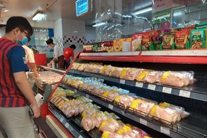 Sau khi 23 siêu thị, cửa hàng đóng cửa: Thị trường Hà Nội ra sao?