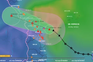 Bão số 6 giật cấp 10 đang ở trên vùng biển Quảng Trị đến Quảng Ngãi
