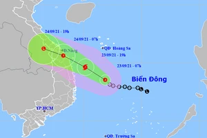 Áp thấp nhiệt đới di chuyển nhanh, cách bờ biển Bình Định, Phú Yên 280km