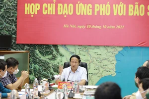 'Trong 2 ngày phải lưu thông đường sắt, đường bộ để bà con về quê'