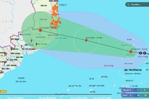 Áp thấp nhiệt đới có khả năng thành bão, hướng vào nam Trung bộ