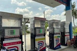 Phát hiện cửa hàng có 7.000 lít xăng nhưng vẫn treo biển không bán