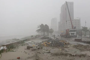 Xuất hiện vùng áp thấp trên Biển Đông, có khả năng mạnh thêm