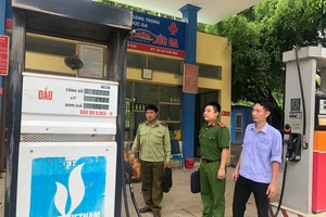 7 công ty đầu mối kinh doanh xăng dầu bị tước giấy phép