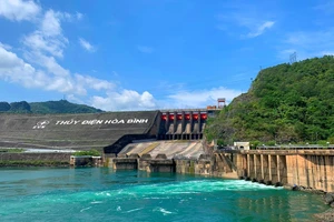 Các thuỷ điện lưu vực sông Đà thiếu hụt 5 tỉ m3 nước, lo ảnh hưởng cấp điện mùa khô năm sau