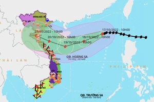 Bão số 6 giật cấp 14 sẽ bị không khí lạnh kiềm hãm khi vào vùng biển Trung bộ