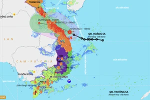Áp thấp nhiệt đới đang trên vùng biển Huế - Quảng Nam, cảnh báo lũ quét, sạt lở 