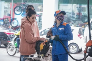 Chiều 30-5, giá xăng giảm còn 22.519 đồng/lít