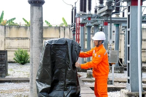 Bộ Công Thương họp về bảo đảm an toàn hệ thống điện trước thời điểm bão số 3 đổ bộ