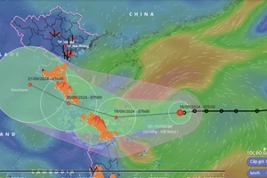 Sáng mai, bão số 4 vào đến vùng biển ven bờ từ Quảng Trị đến Quảng Nam