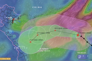Siêu bão MAN-YI giảm cấp khi vào Biển Đông