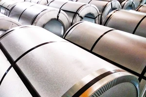Việt Nam áp thuế chống bán phá giá tạm thời với thép mạ Trung Quốc và Hàn Quốc