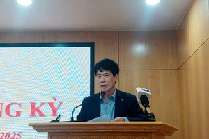 Phó Thủ tướng Hồ Đức Phớc đang họp với các doanh nghiệp về tác động thuế đối ứng của Mỹ