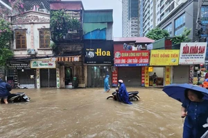 Biển Đông xuất hiện vùng áp thấp, từ tối nay Bắc Bộ có mưa lớn