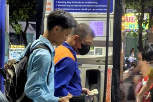 Chiều 31-7, giá xăng tăng nhẹ