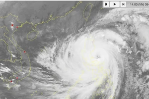 Bão Fung-Wong đã mạnh lên siêu bão, đang tiến vào Biển Đông