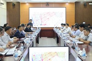 UBND tỉnh Cà Mau làm việc với EVNNPT về triển khai các dự án truyền tải trên địa bàn