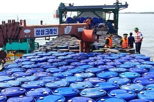 Cục Quản lý và Phát triển thị trường trong nước hỏa tốc chỉ đạo kiểm soát thị trường xăng dầu vùng biên giới