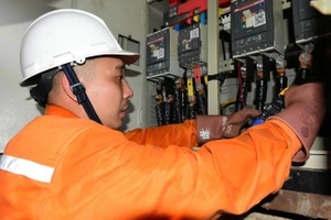 Tiêu thụ điện ở Hà Nội cao chưa từng có