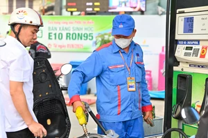 Bộ Công Thương yêu cầu các hãng xe chuẩn bị phương án hỗ trợ người dùng khi chuyển sang xăng E10