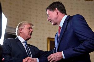 Sa thải giám đốc FBI, ông Trump bị cho là có ý ém nhẹm