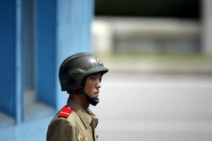 Báo Hàn Quốc: Lính gác biệt thự ông Kim Jong-un đào tẩu