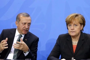 Đức và Thổ Nhĩ Kỳ khẩu chiến vì bầu cử Đức