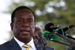 Người có 'nắm đấm thép' sẽ thế chỗ ông Mugabe là ai?