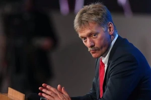 Mỹ bán vũ khí cho Ukraine: Nga cảnh báo 