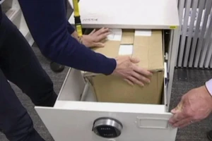 Tài liệu tuyệt mật của Úc bị lộ trong ... tiệm đồ cũ