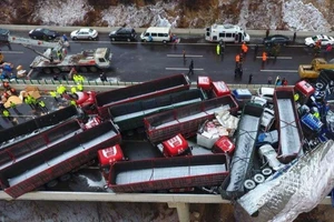 Hơn 40 xe tai nạn liên hoàn tại Trung Quốc