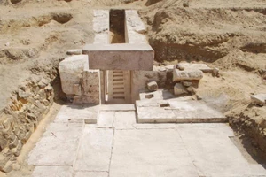 Phát hiện kim tự tháp 3.700 tuổi tại Ai Cập