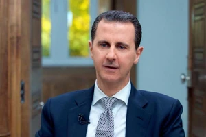 Ông Assad giải thích lý do không bắn hạ tên lửa Mỹ