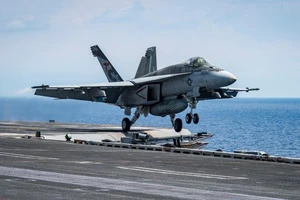 Tiêm kích Mỹ rơi trên đường tới bán đảo Triều Tiên