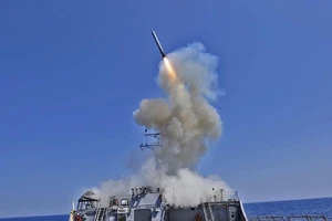 Nhật và tham vọng nâng cấp hỏa lực đối phó Triều Tiên