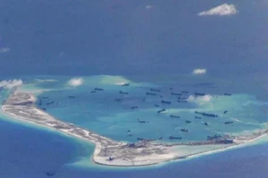 G7 phản đối quân sự hóa biển Đông