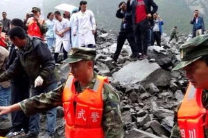 Lở đất kinh hoàng ở Trung Quốc, 141 người mất tích