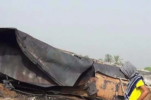 Nổ xe dầu ở Pakistan: Hơn 148 người chết vì hôi của