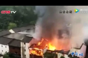 Xưởng phim cháy rụi vì dân tưởng... đóng phim