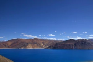 Trung Quốc nổi đóa vì Ấn Độ xây đường 'nhạy cảm'