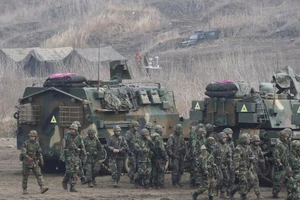 Hàn Quốc chế tên lửa xuyên phá công sự Triều Tiên