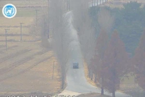 LHQ công bố clip lính Triều Tiên đào tẩu bị rượt đuổi